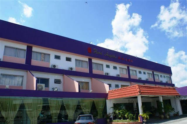 Angsoka Hotel Teluk Intan Exteriör bild